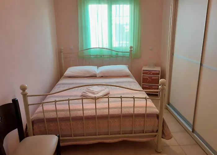 Omorfi Poli 120 Sqm * Nauplion