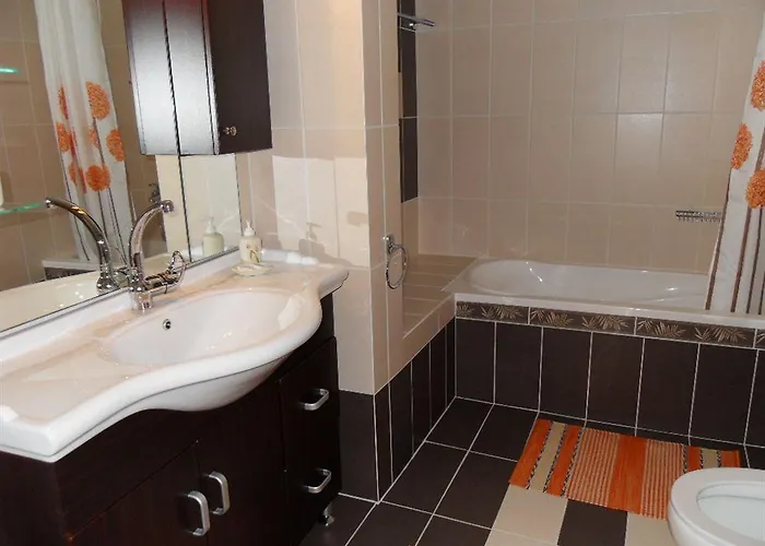 Omorfi Poli 120 Sqm Nauplion