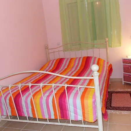 Omorfi Poli 120 Sqm Apartament *